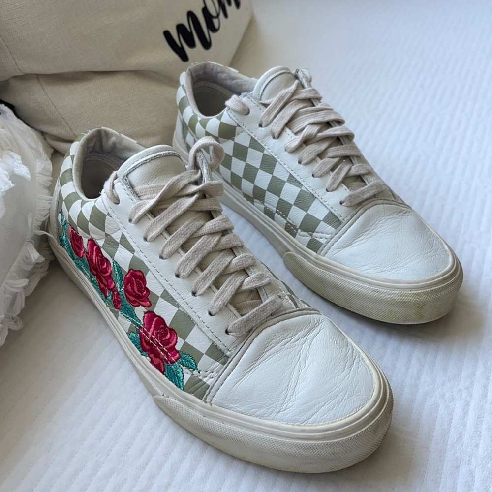 Vans Rose Embroidery Old Skool Dx